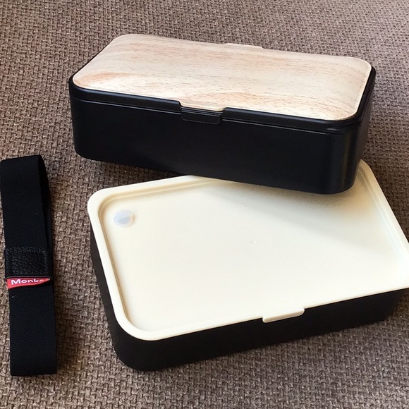 NWOT Monka Bento Lunch Box - Picture 3 of 5